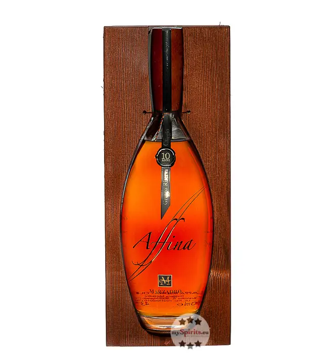 Marzadro Affina Riserva Ciliegio / 43 % Vol. / 1,0 Liter-Flasche in Holzkiste
