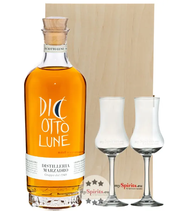 Marzadro Geschenk-Set Grappa Stravecchia Le Diciotto Lune / 41 % vol / 0,7 l & 2 Kelch-Gläser in Holzkiste