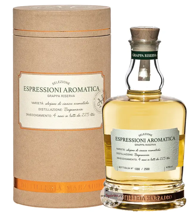 Marzadro Grappa Espressioni Aromatica / 43 % Vol. / 0,7 Liter-Flasche in Holzkistchen
