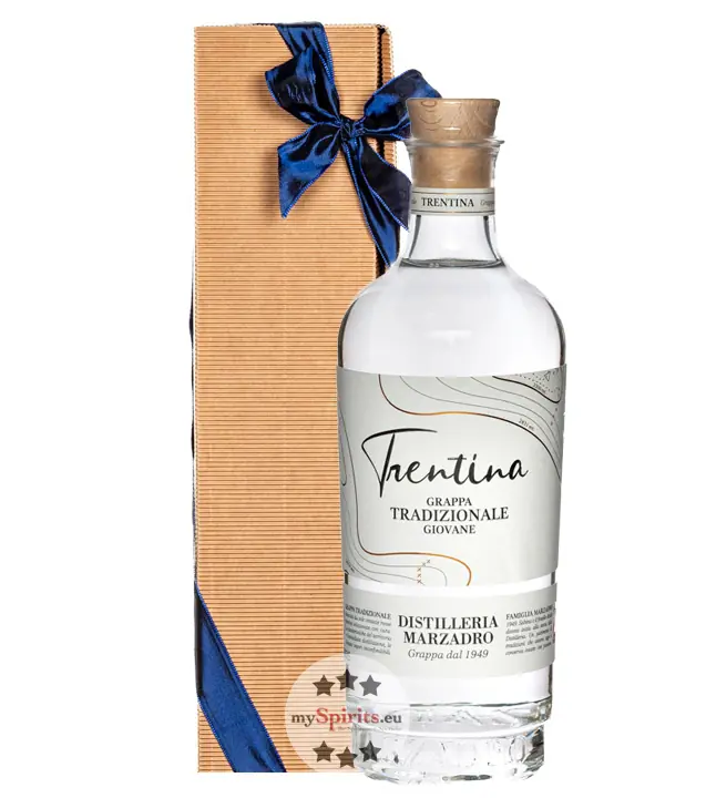Marzadro Geschenk-Set Grappa La Trentina Tradizionale 41 % vol. 0,7 l in Geschenk-Schachtel