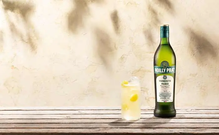 Noilly Prat als Le Sud Drink genießen Noilly Prat als Le Sud Drink genießen
