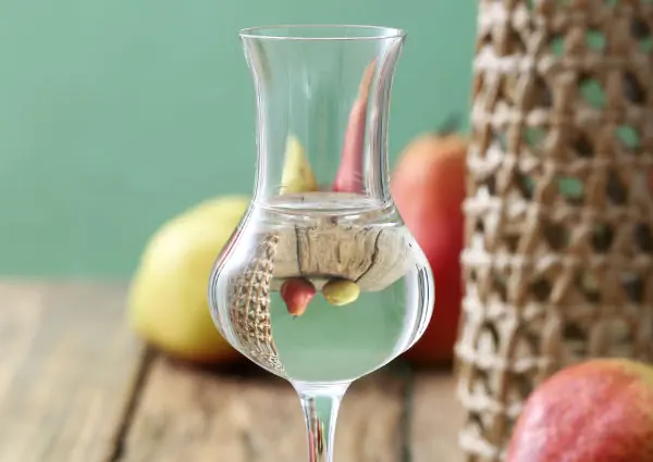 Große Auswahl an Klare Schnäpse Klare Schnäpse bei mySpirits