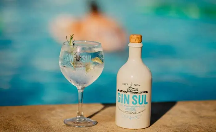Gin Sul als Gin Tonic geniessen Gin Sul als Gin Tonic geniessen