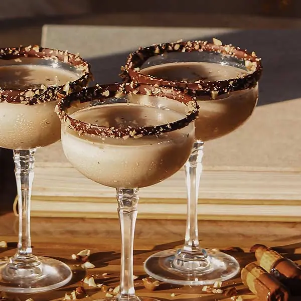 Irish Cream Lik&ouml;r im Martiniglas
